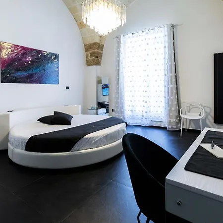 Piazza Vittorio Emanuele Bed & Breakfast Mesagne