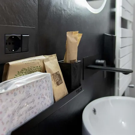 Piazza Vittorio Emanuele Bed & Breakfast 4*