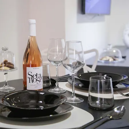 Piazza Vittorio Emanuele 4* Mesagne