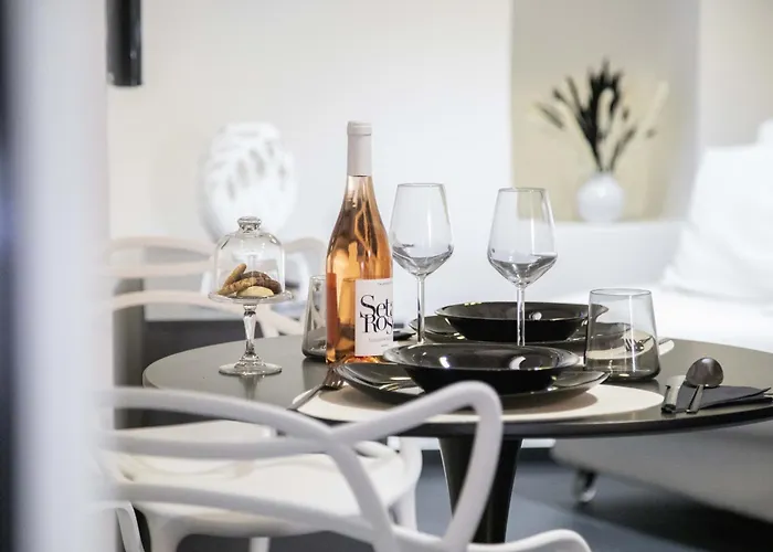 Piazza Vittorio Emanuele 4* Mesagne