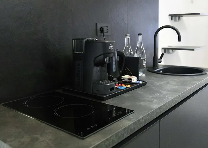 Piazza Vittorio Emanuele 4*