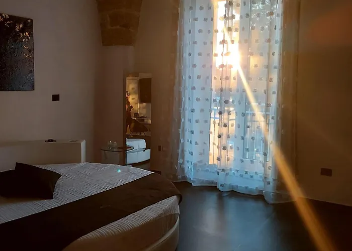 Piazza Vittorio Emanuele 4* Mesagne